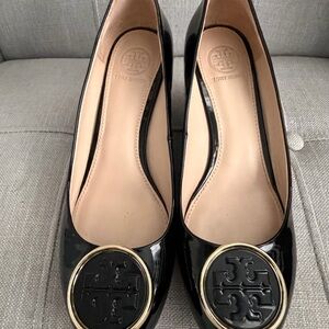 Tory Burch Black Patent Leather Wedge Heels with Gold Accents